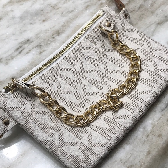 Sold - Picture 2 of 8